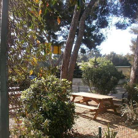 Hotel Parc Azur - Toulon Ольюль Екстер'єр фото
