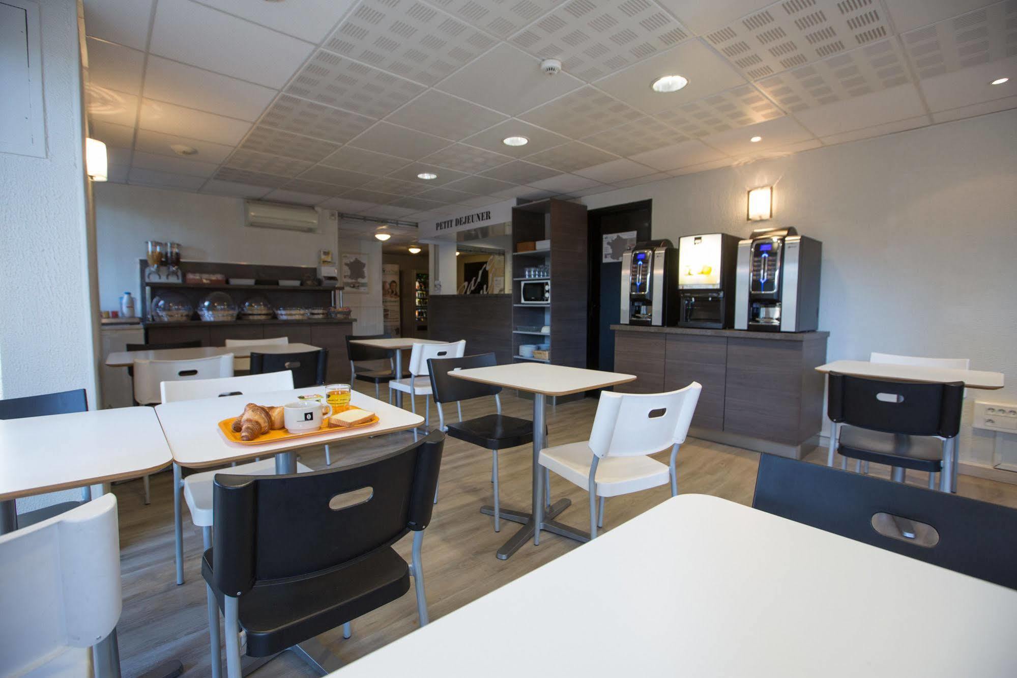Hotel Parc Azur - Toulon Ольюль Екстер'єр фото